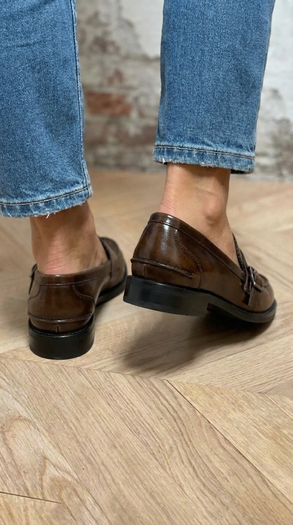Klassieke mocassin met dubbele gesp