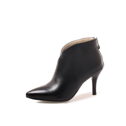 Elegante enkellaarsje met naaldhak
